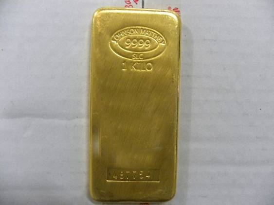 图四:从全能神窝点收缴的重1000克的金条